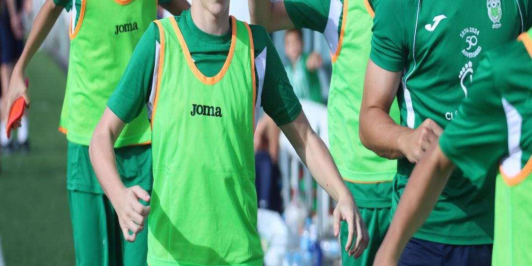 La Escuela con los equipos en ascenso